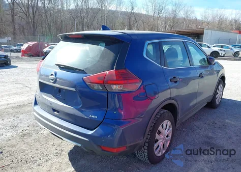 2017 Nissan Rogue S z USA, uszkodzony, nr VIN 5N1AT2MVXHC772802